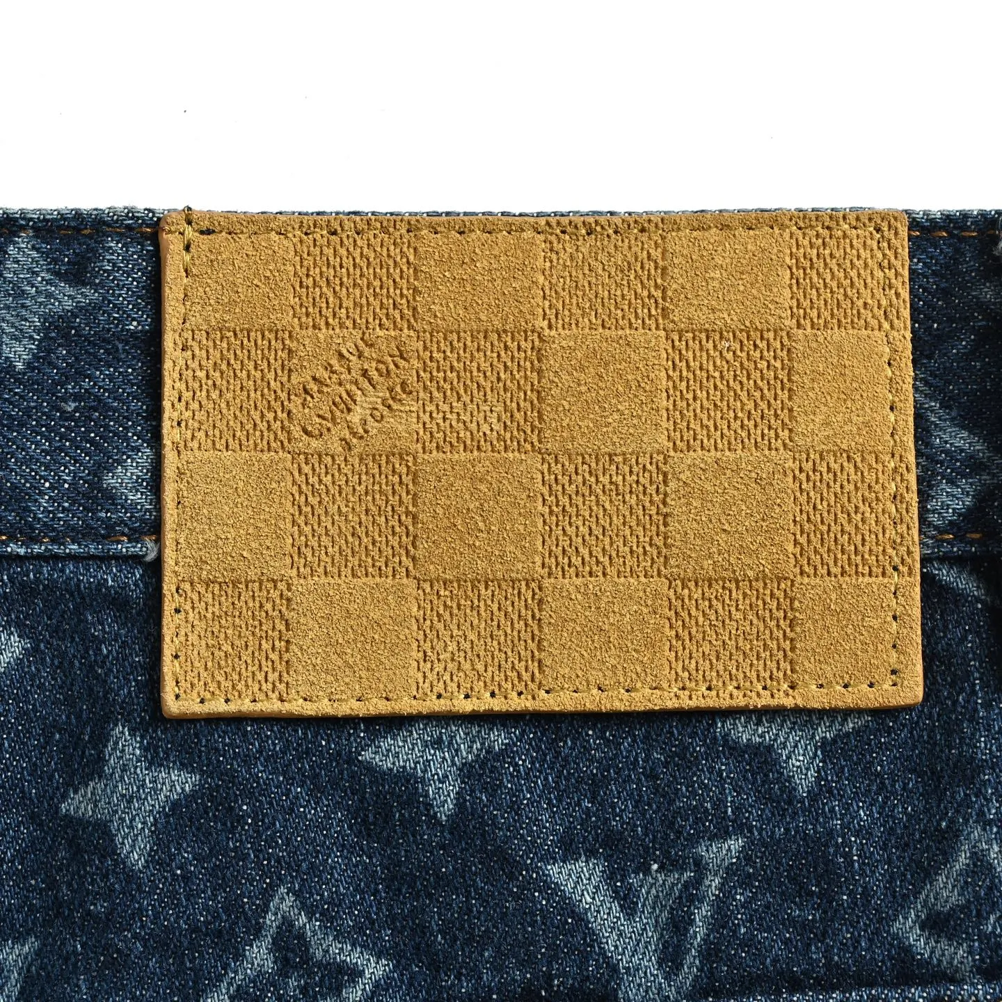 Louis Vuitton/